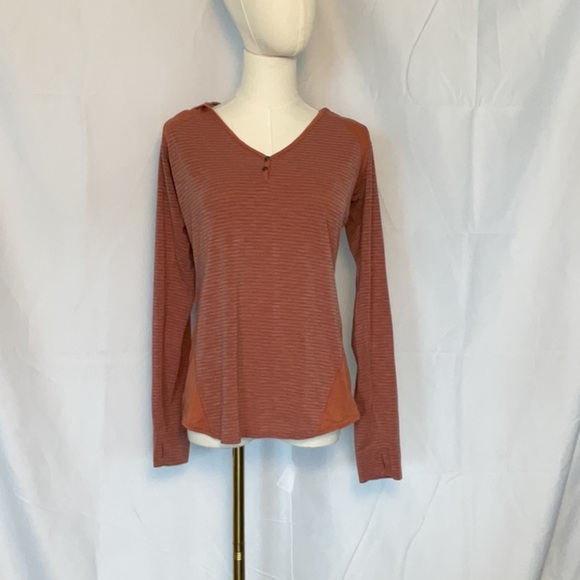 Kuhl hooded shirt w/thumb holes size M - Picture 1 of 7